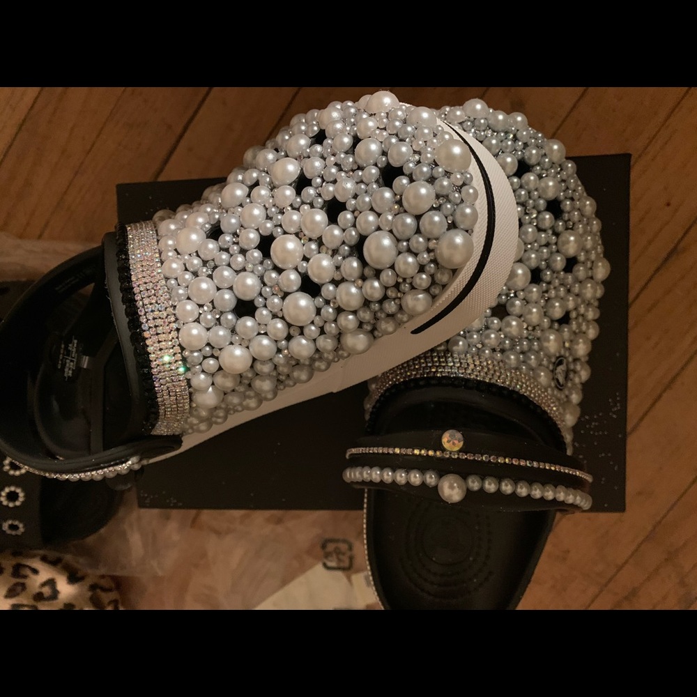 Size 8 Pearl & bling Crocs
